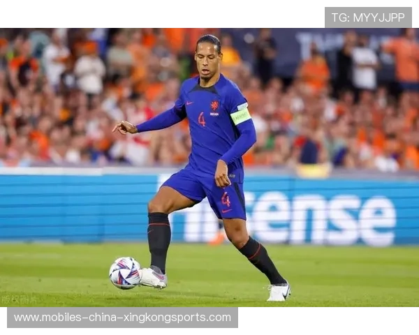 荷兰神奇反超,范戴克补时头槌送队进军决赛 荷兰神奇反超,范戴克补时头槌送队进军决赛