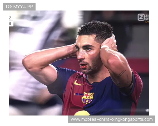 费兰托雷斯小范围技巧连做突破成功,巴萨边路链接顺畅 费兰托雷斯小范围技巧连做突破成功,巴萨边路链接顺畅